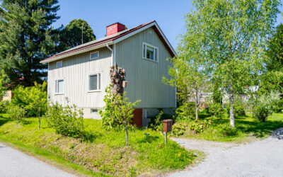 4h, k, askarteluh., 2xwc, khh, kph, s, autotalli Tampere Lannemäentie 38
